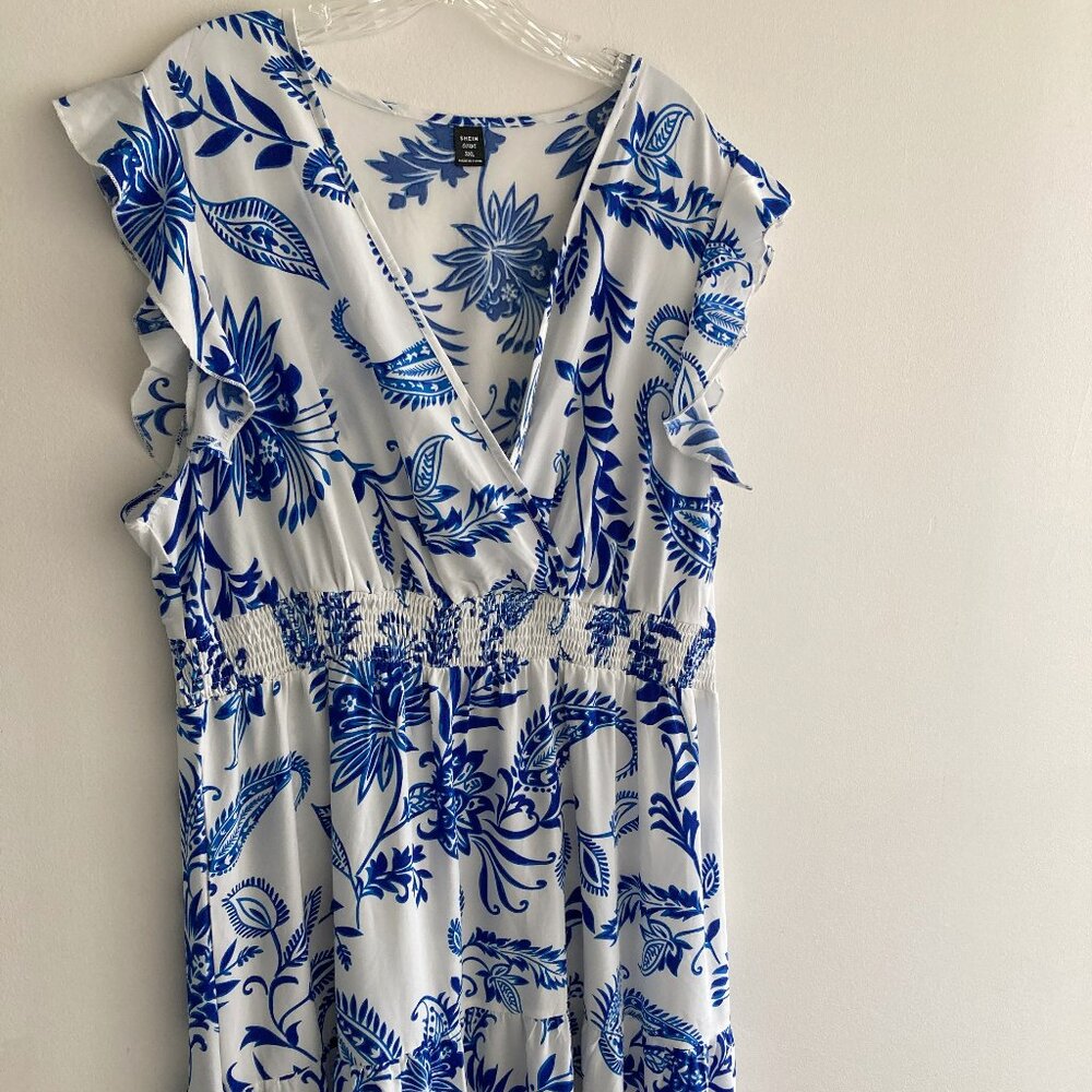 Shein Curve Blue White Floral Long Dress 3XL